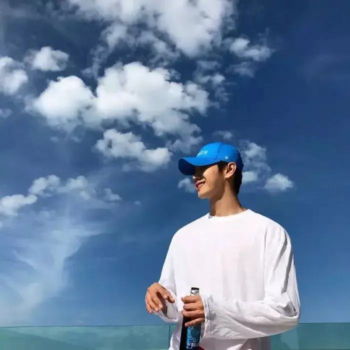 有哪些适合青年男生的头像呢