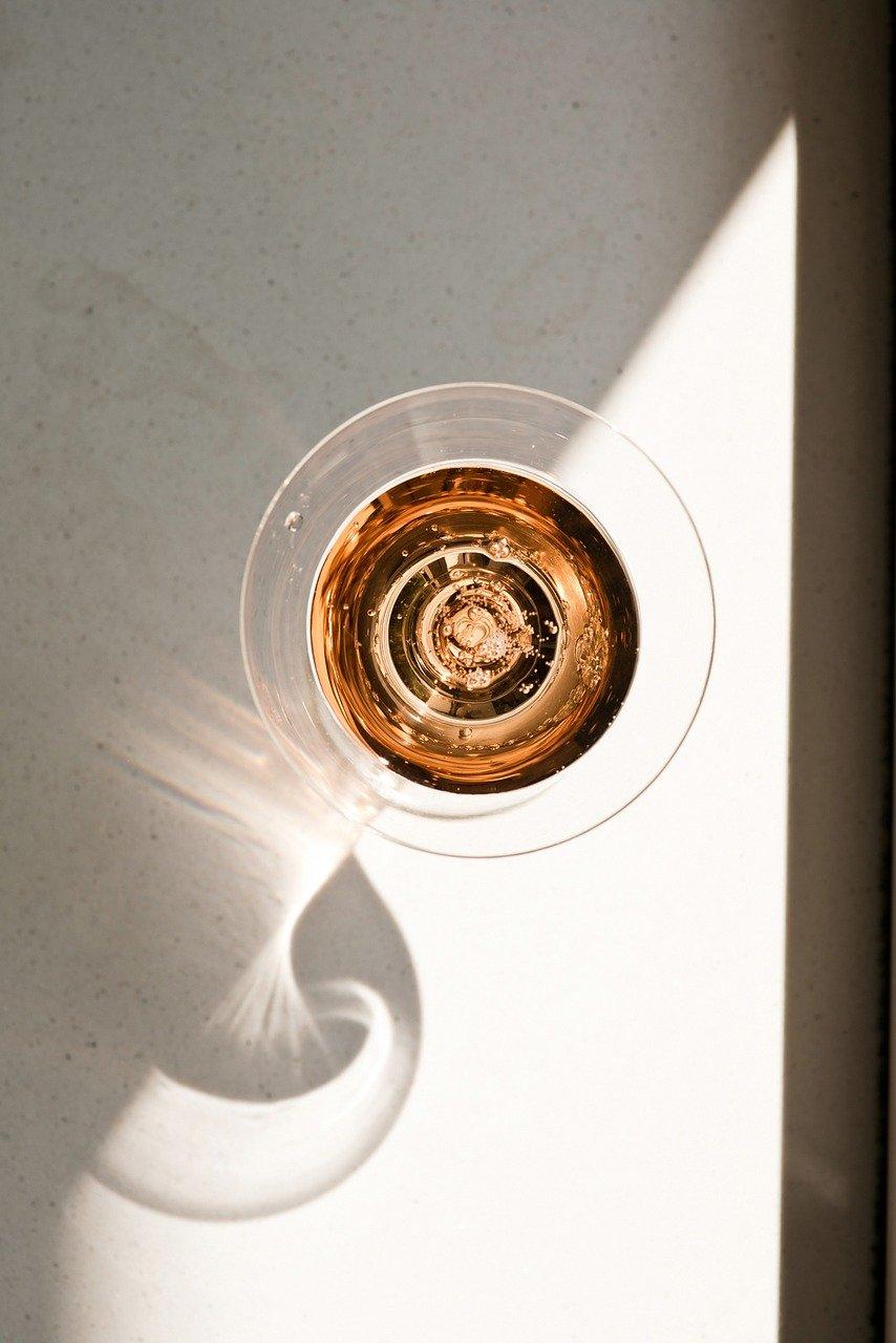 3. 高端酒杯售价