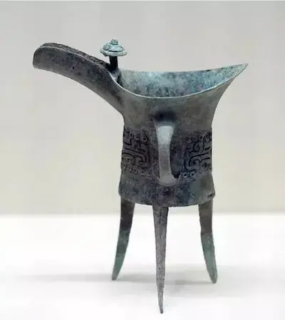 汝瓷绿釉高爵杯　酒器 爵杯 古玩 旧家収蔵 爵 陶芸　古美術品 汝瓷绿釉高爵杯 酒器 爵杯 古玩 旧家収蔵 爵 陶芸
