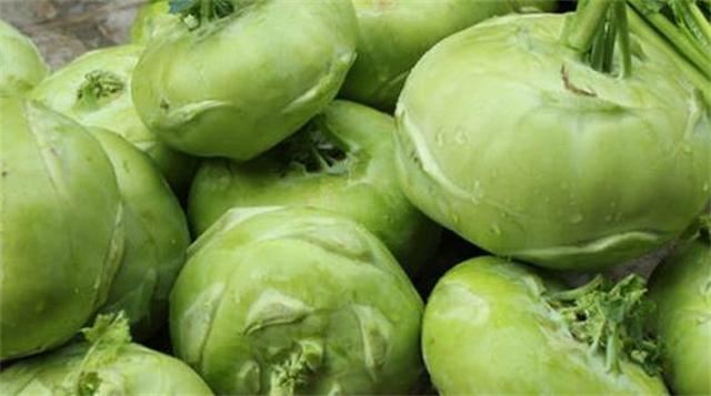 教你在家腌苤蓝脆爽好吃又下饭腌两天就能吃放12个月不坏