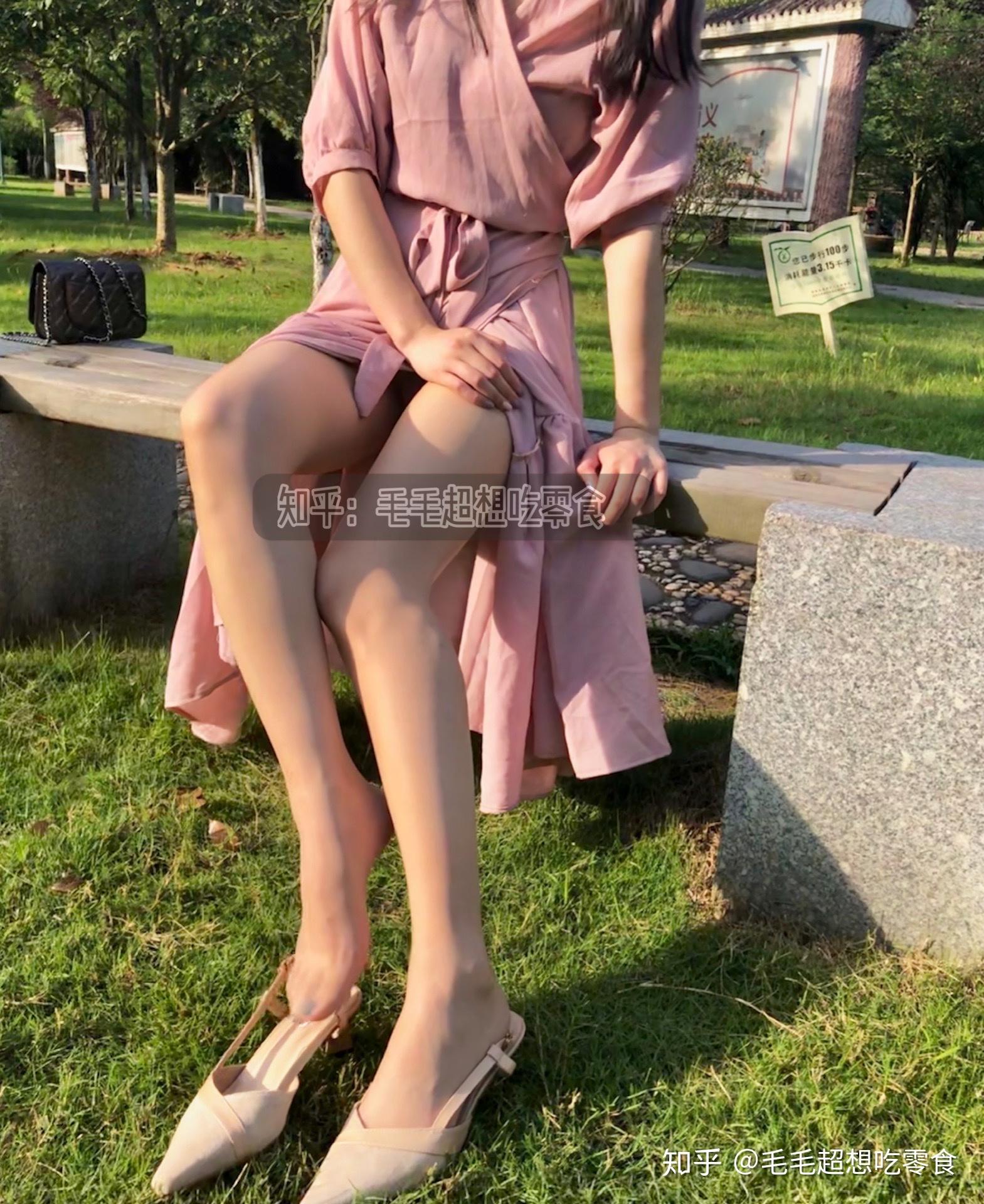 为什么很多女生喜欢穿丝袜脱鞋晾脚? - 知乎