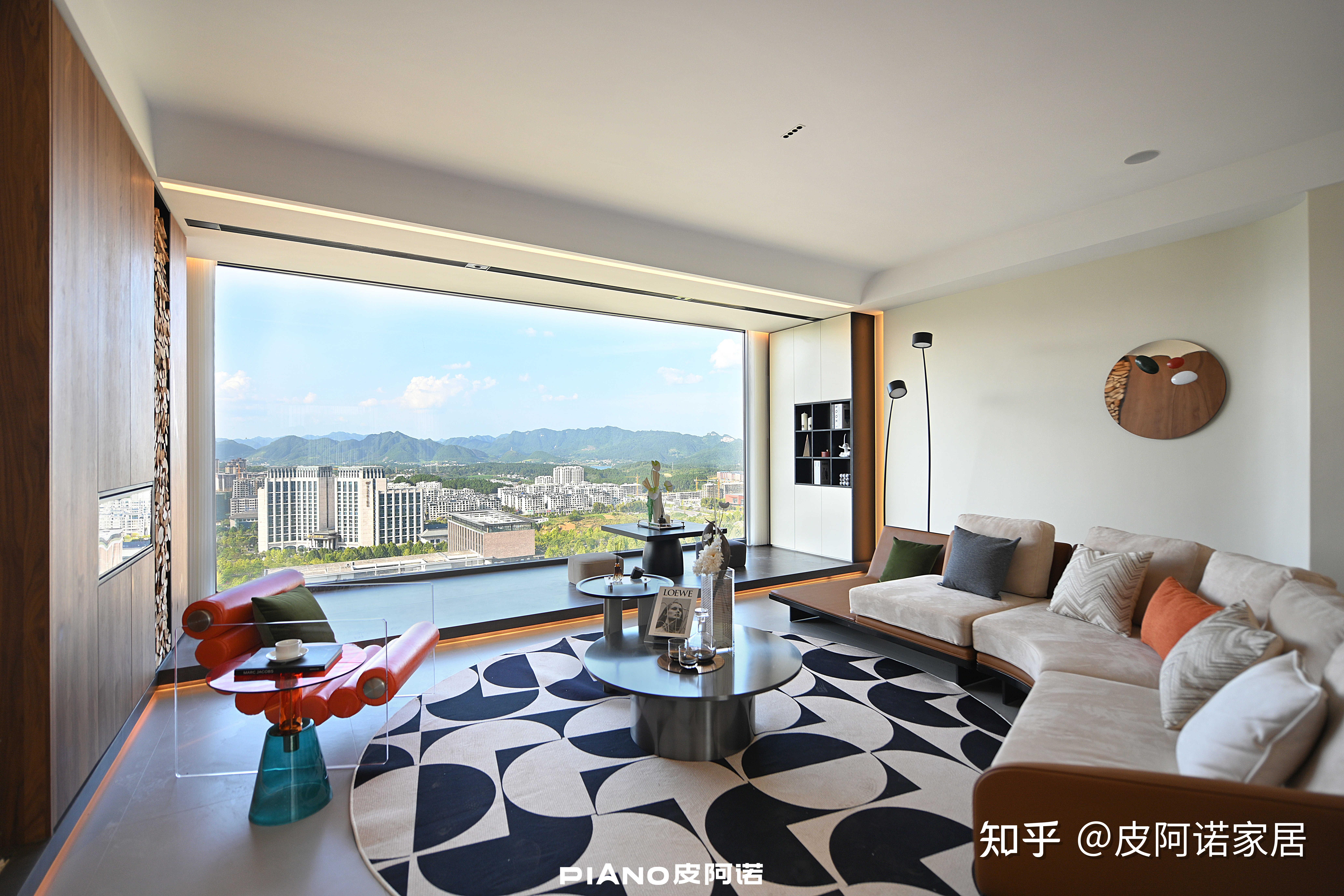 客厅全是落地窗怎么装修好看?