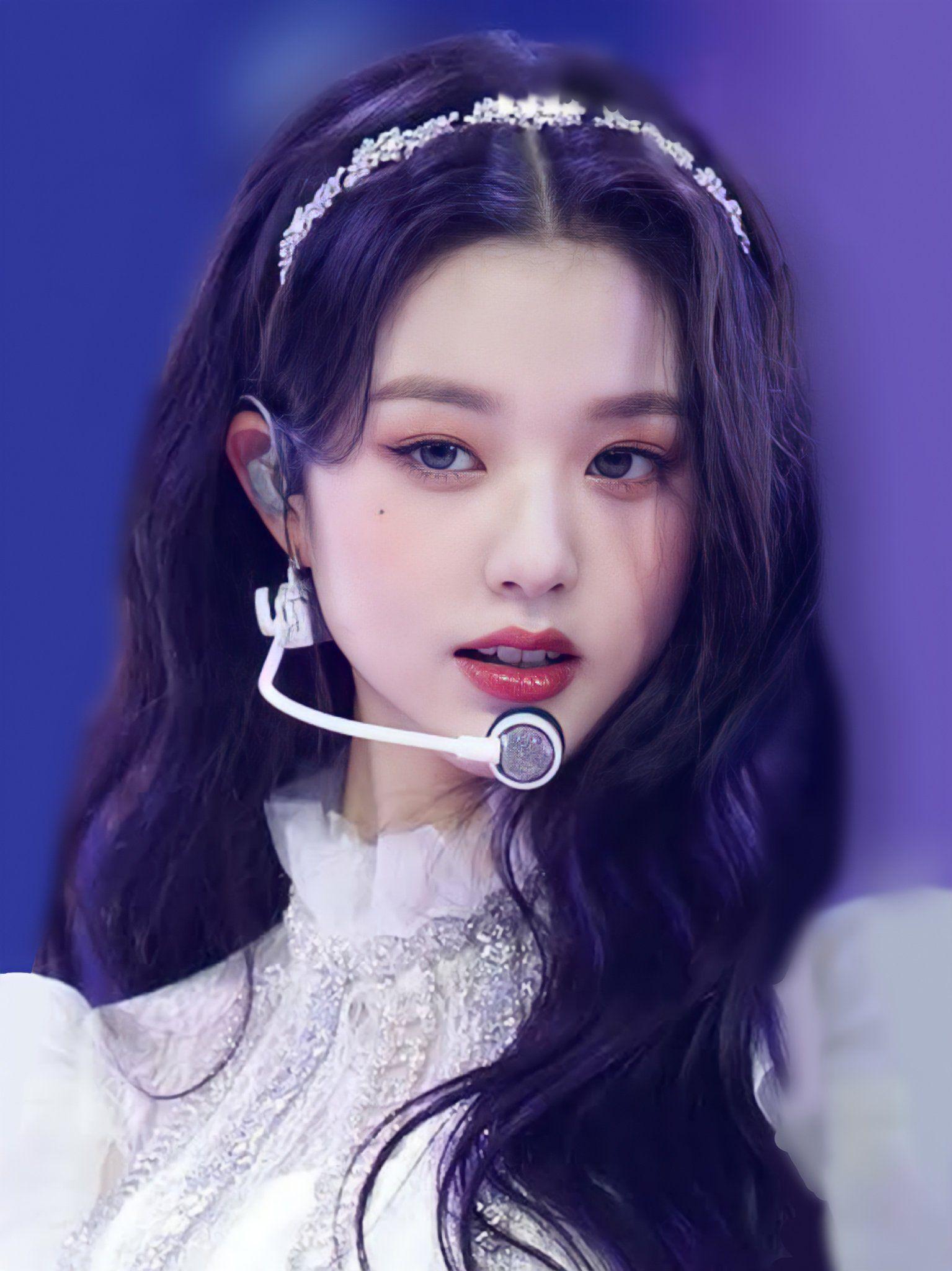 有没有人发张元英美照?