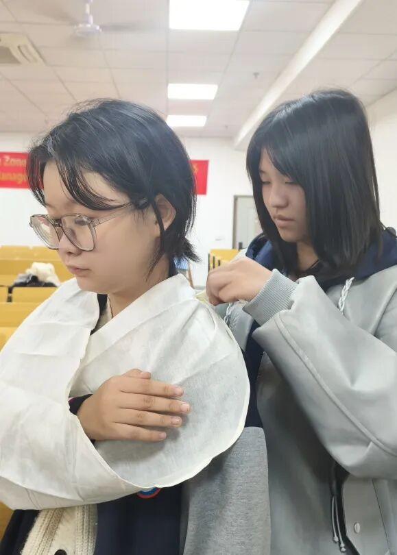 浙江省广播电视中等专业学校塘栖校区红十字急救技能培训(图4)