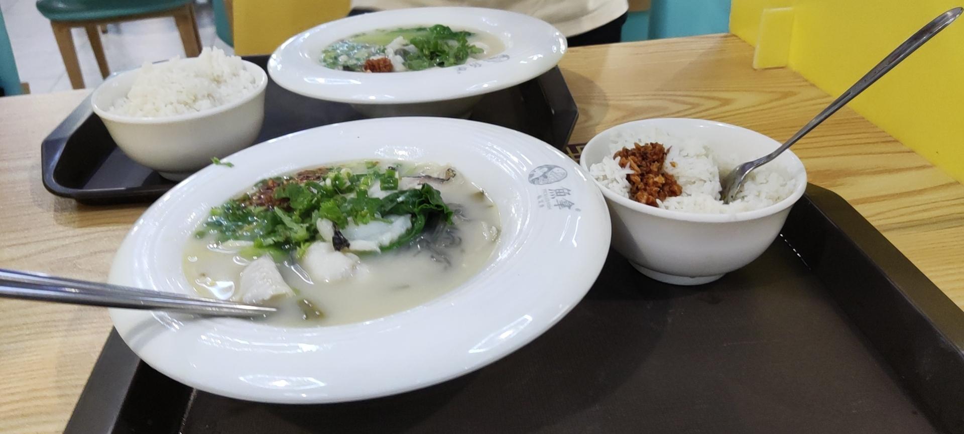 广州松田职业学院的食堂有哪些推荐的美食?