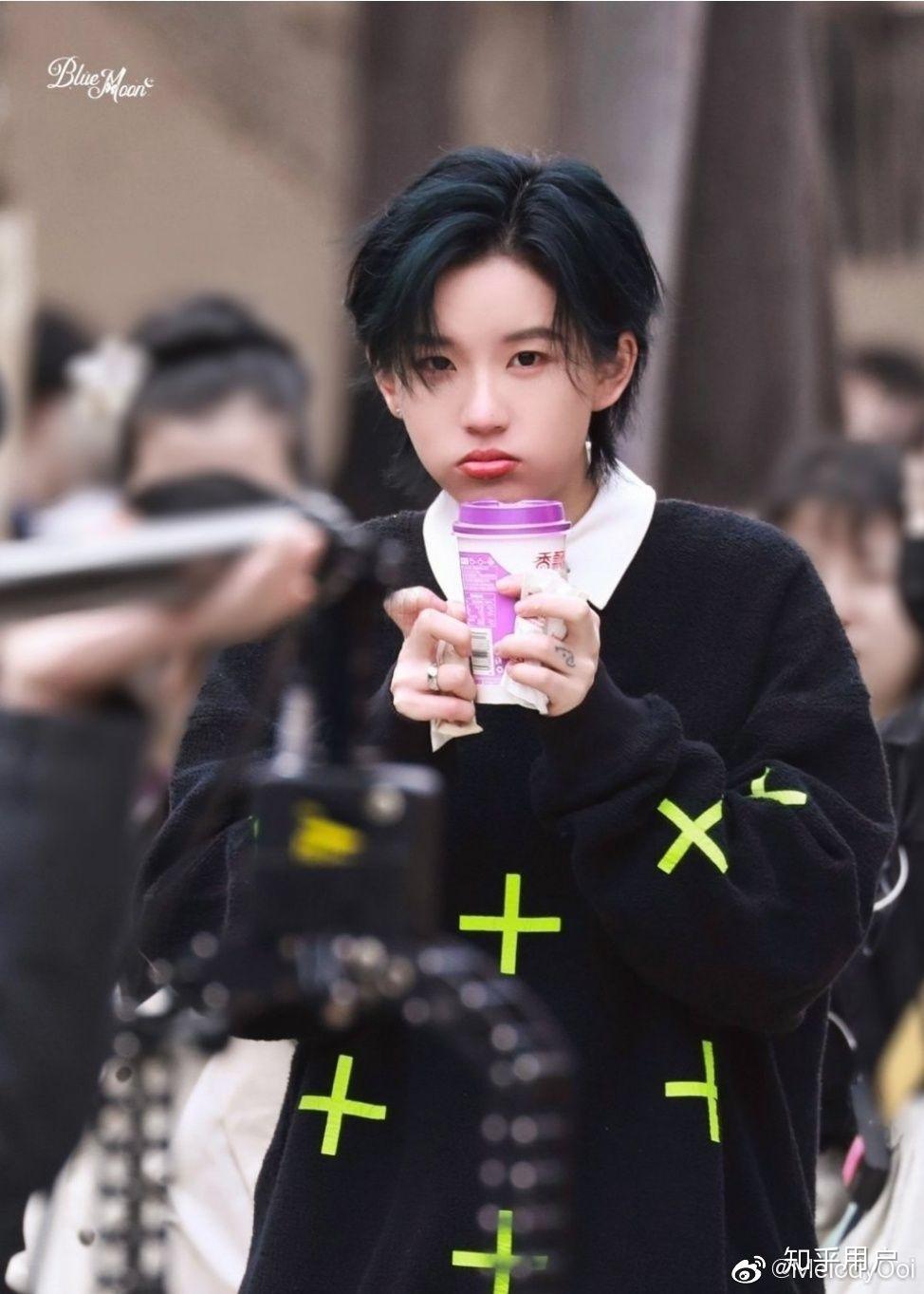 抛开实力不谈只看个人性格行为风格你更接受陆刘雨昕还是陆柯燃的中性