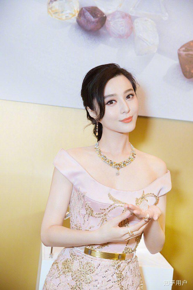 为什么一到红毯造型就提范冰冰? - 知乎