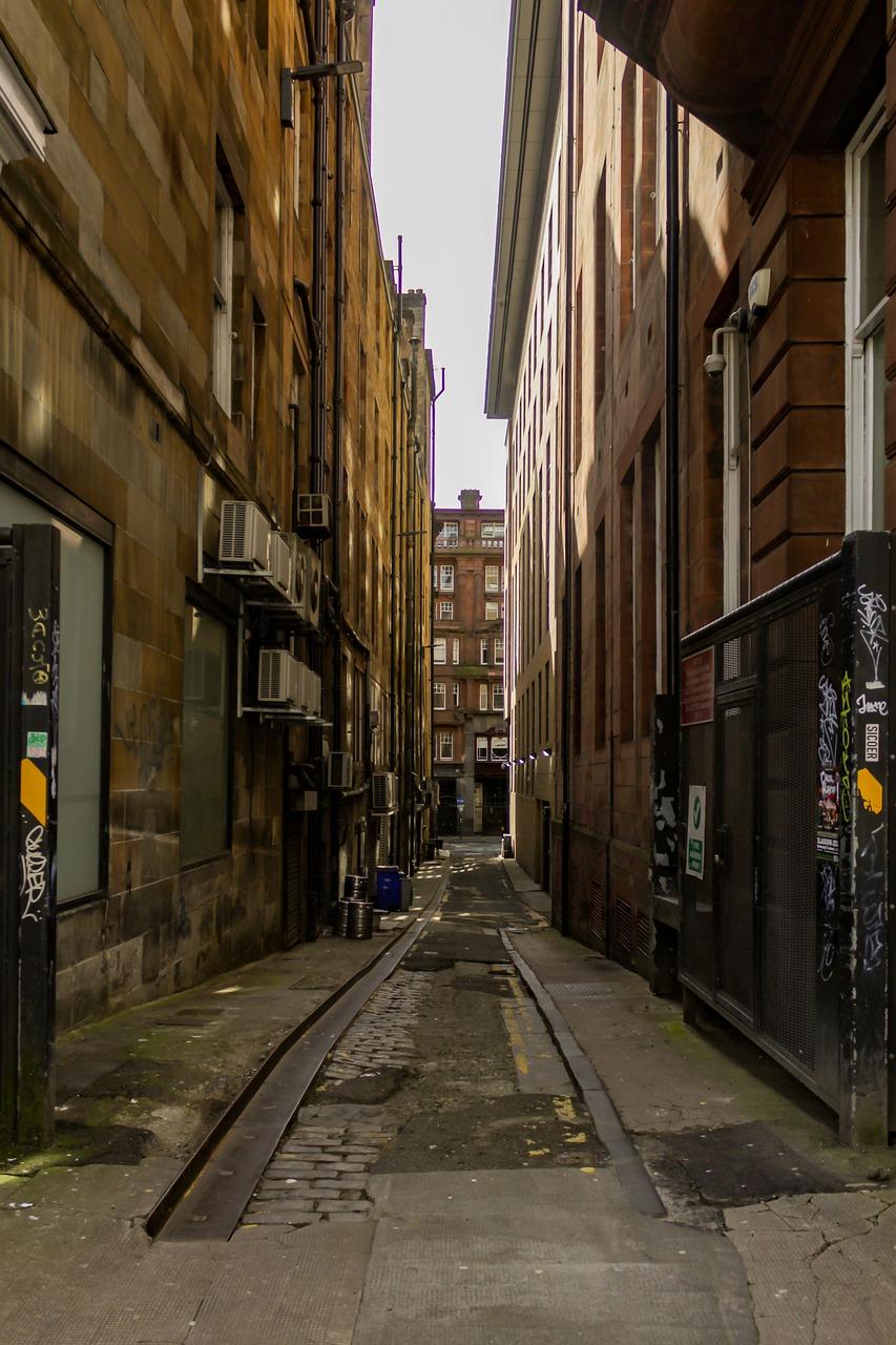 4. 时尚饰品新潮