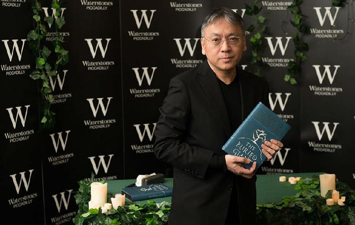 石黑一雄(一):孤独和使命感主题的无限循环 - 知乎