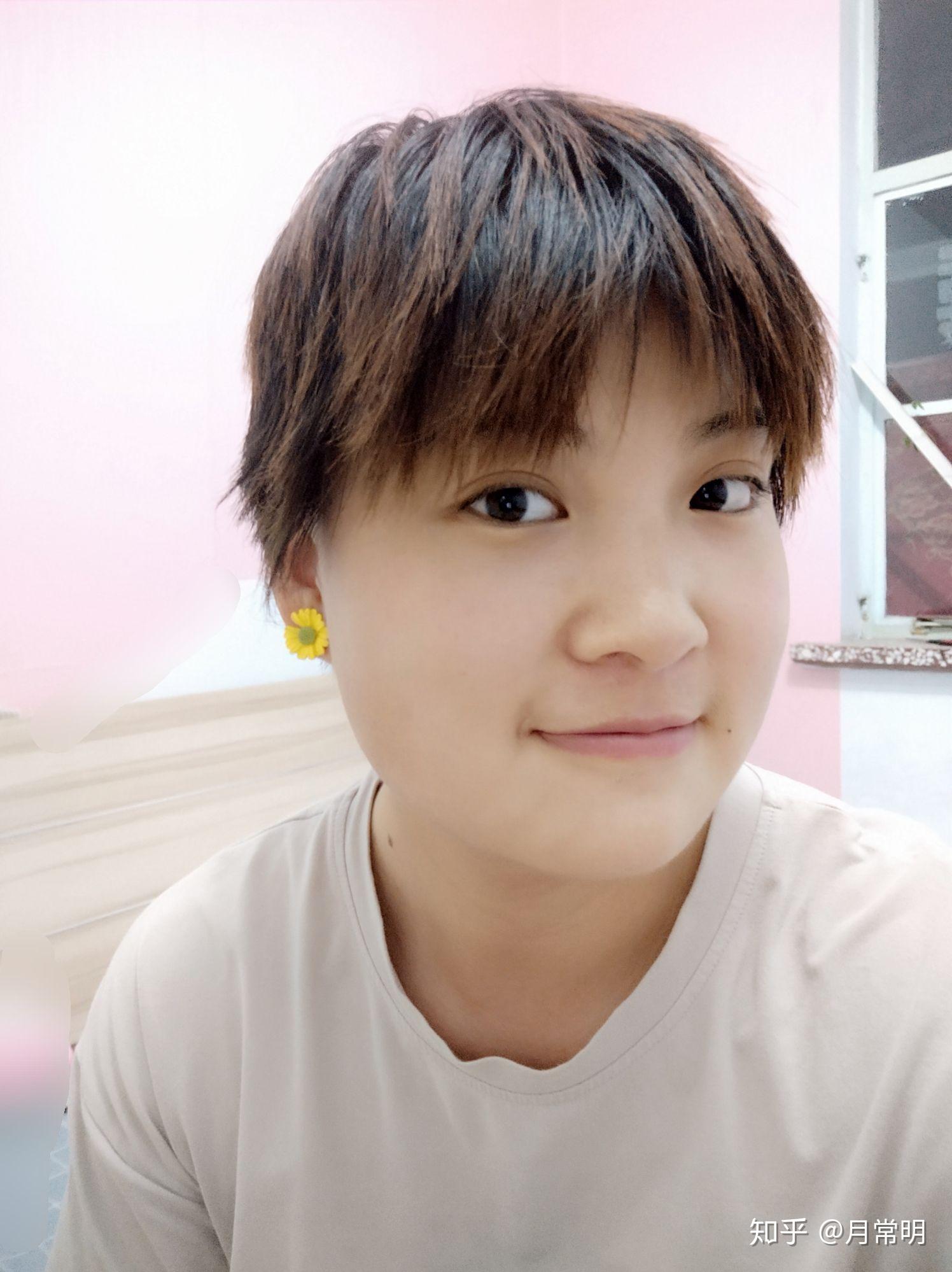 正三角形的脸适合什么发型? - 知乎