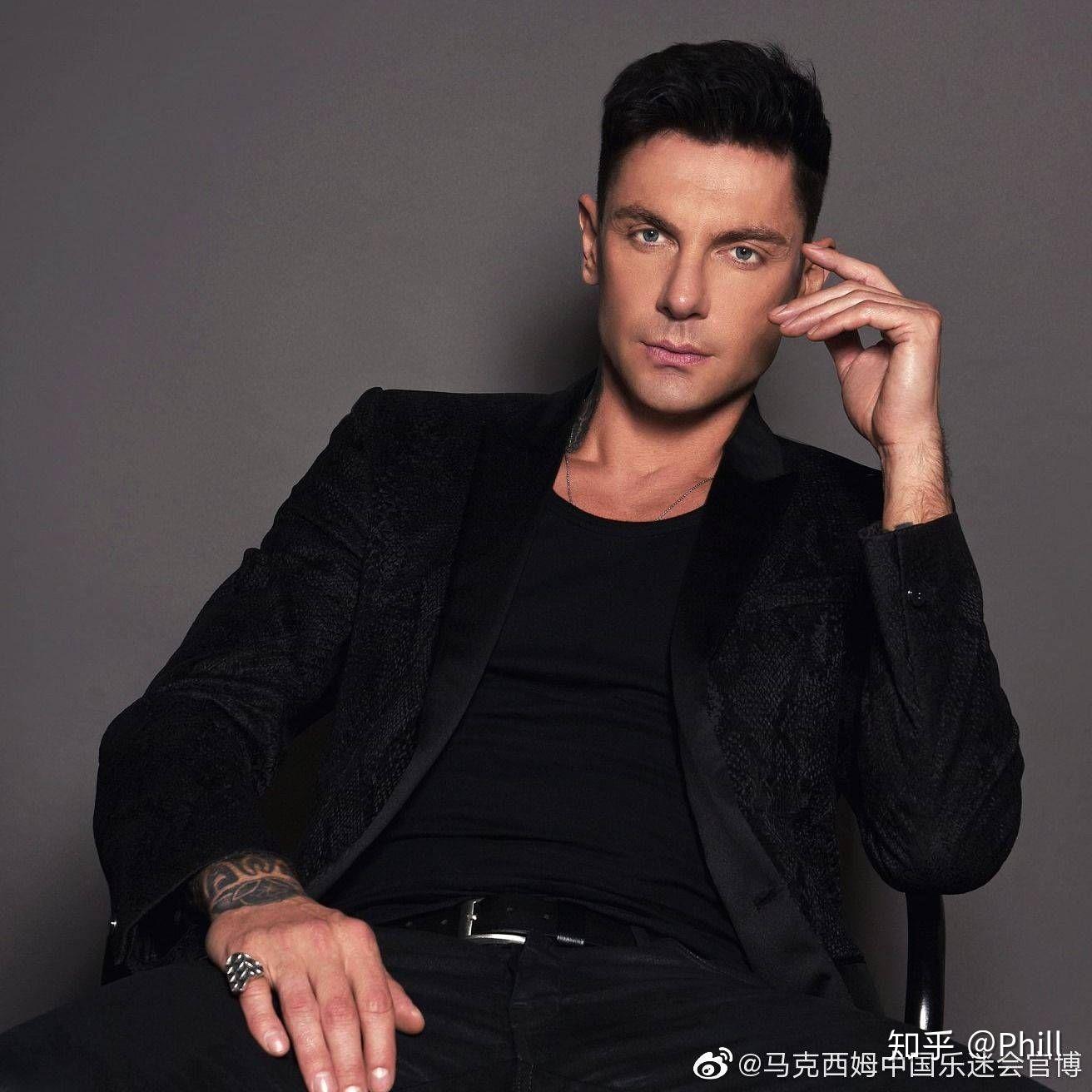 世界上有没有黑发蓝眼的人? - 知乎