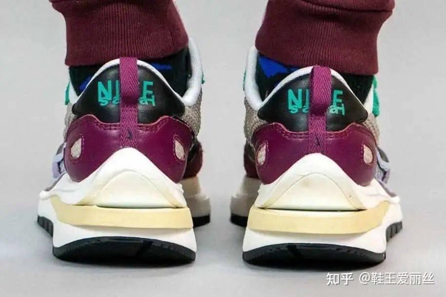 aj4雷公電母和aj11酷灰選哪款好呢