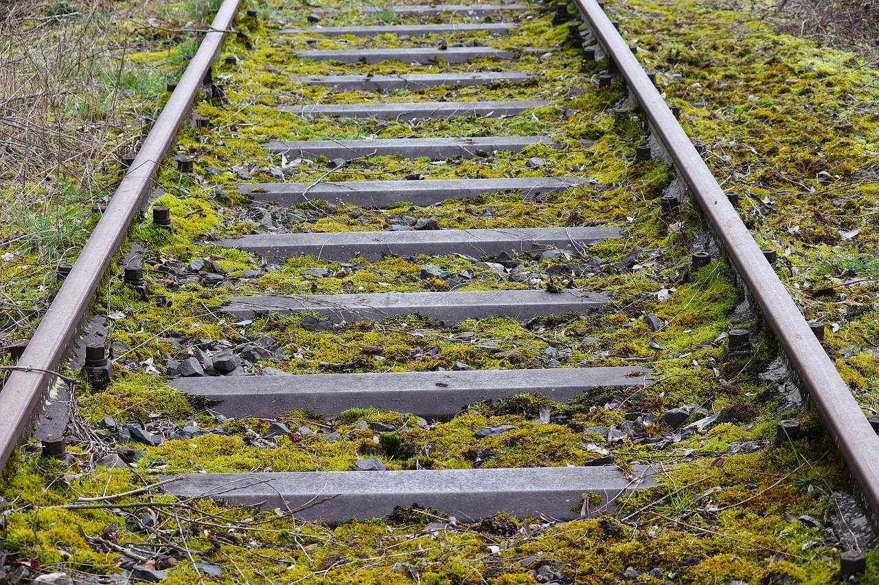 4. 托底轨快速卸下