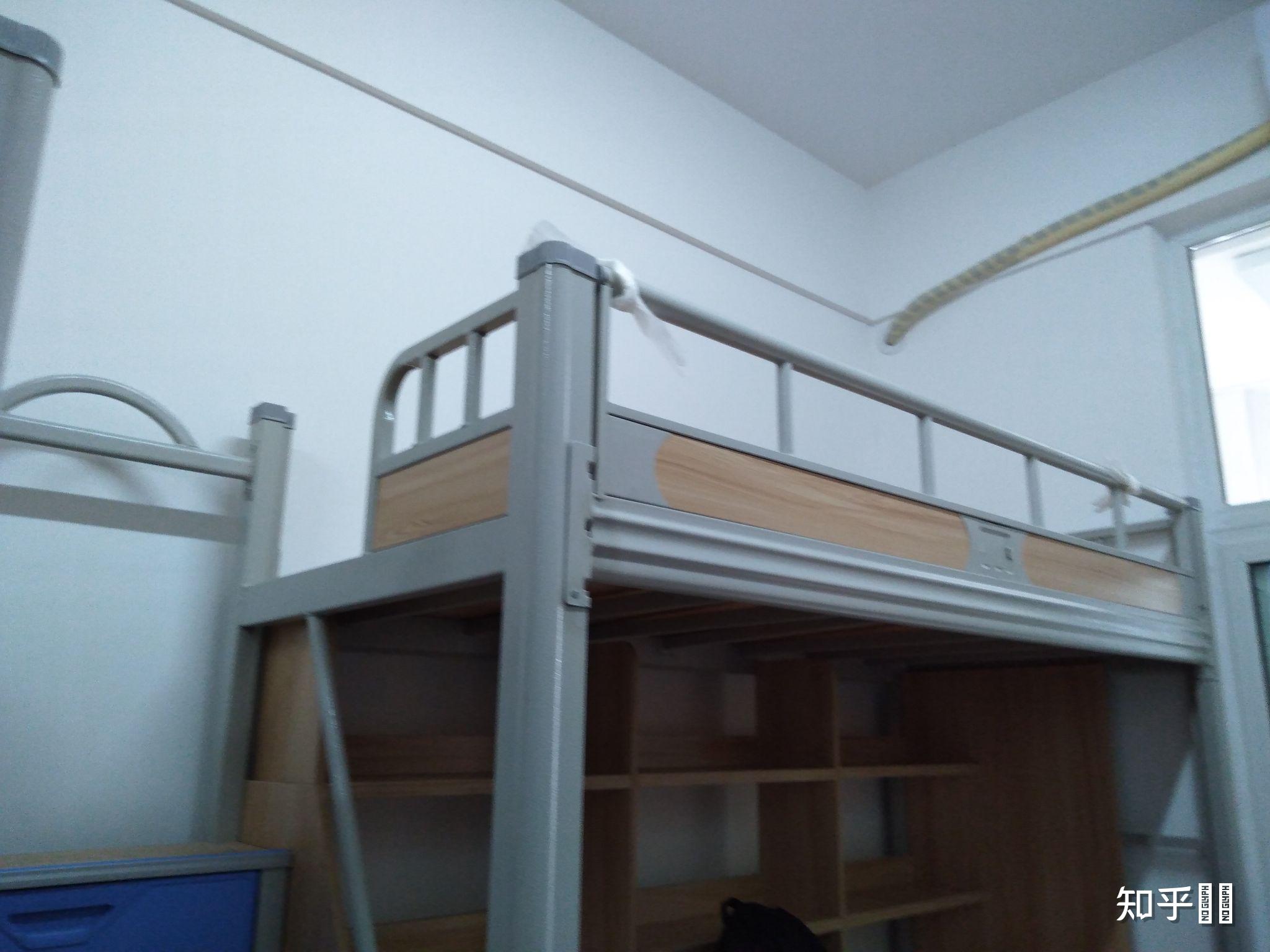 求綦江中学宿舍介绍?