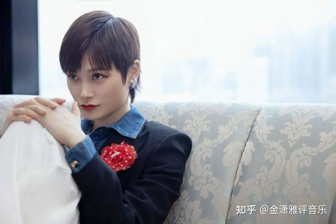 李宇春和倪妮到底什么关系?