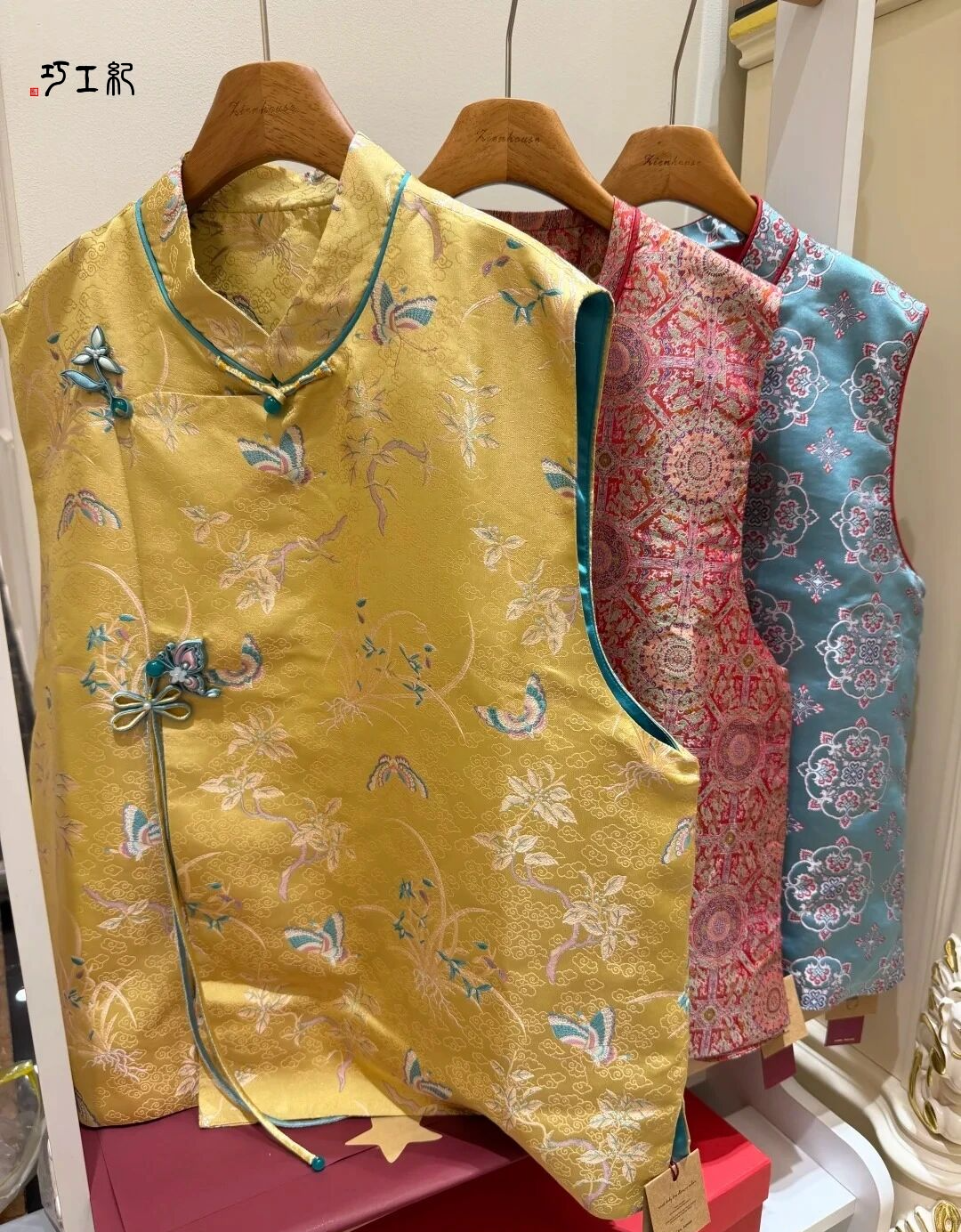 【何解华锦】一文分清云锦、蜀锦、宋锦、壮锦!谁才是古代面料“鄙视链”顶端的真顶流? - 知乎