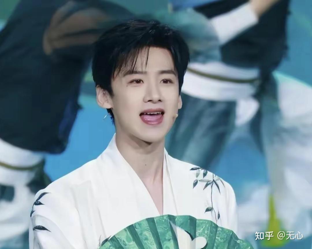 白敬亭和魏大勋到底谁更火?