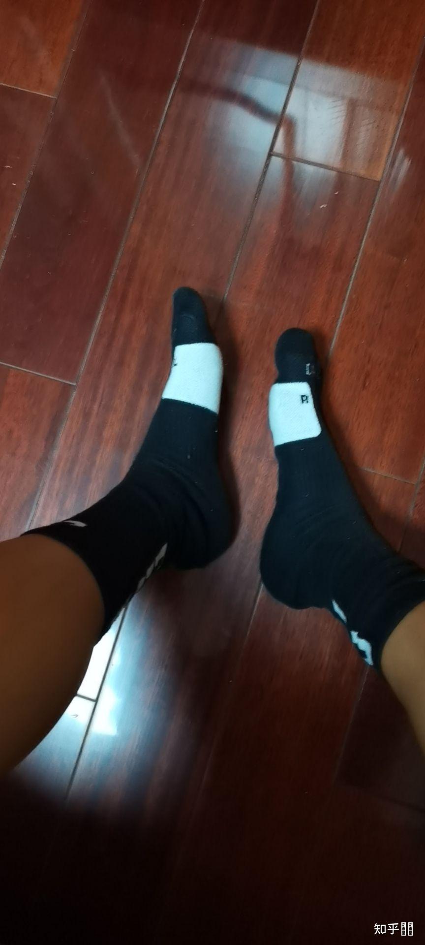 我女生,喜欢被男生用臭脚丫子踩脸是怎么回事?