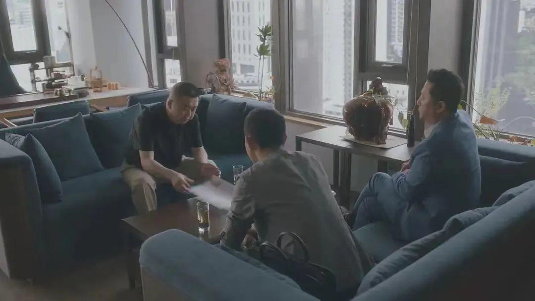 断崖式卖房的年轻人:降价100万, 情绪崩溃,做梦都在卖房 - 知乎