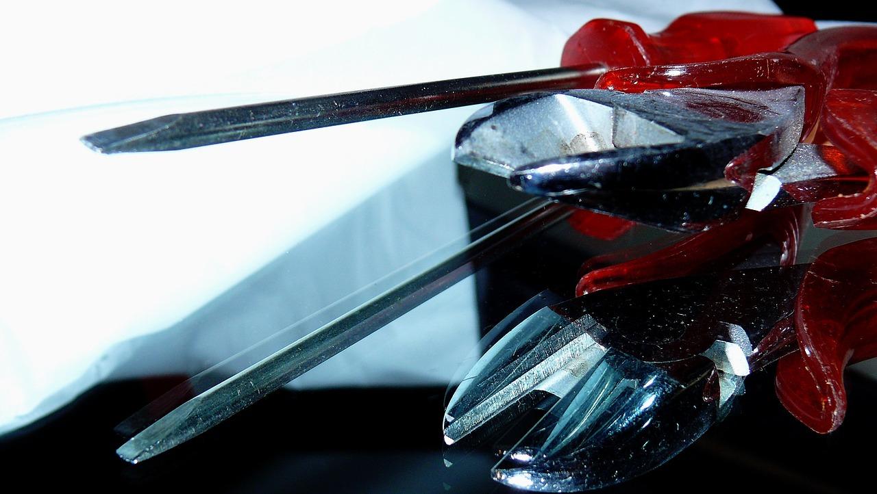 4. 耐用螺丝刀品牌