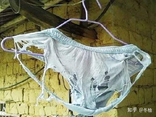 想要把男朋友的破洞内裤扔掉然后给他买新的他死活不肯说穿得舒服我该