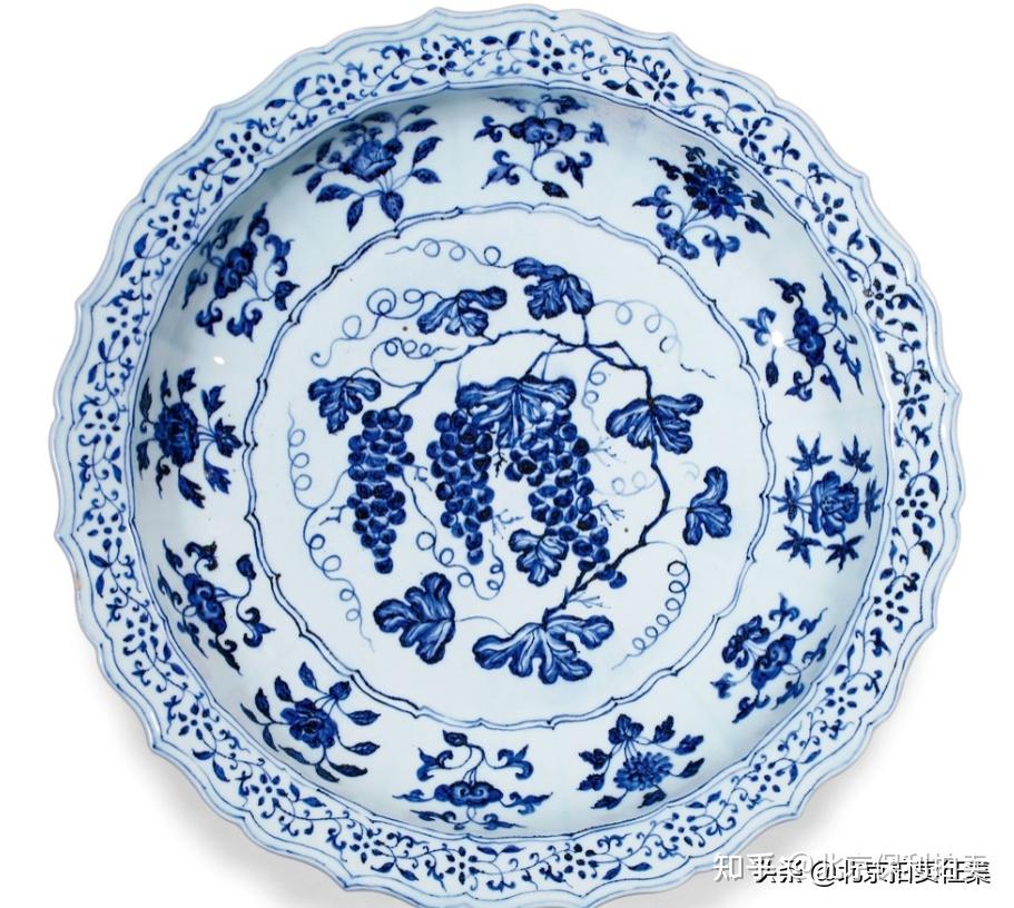 中国美術 明 青花纏枝 富貴佳器款 獅子紋碗 高 6cm 明 中国美術 明 青花纏枝 富貴佳器款 獅子紋碗 高 6cm 明