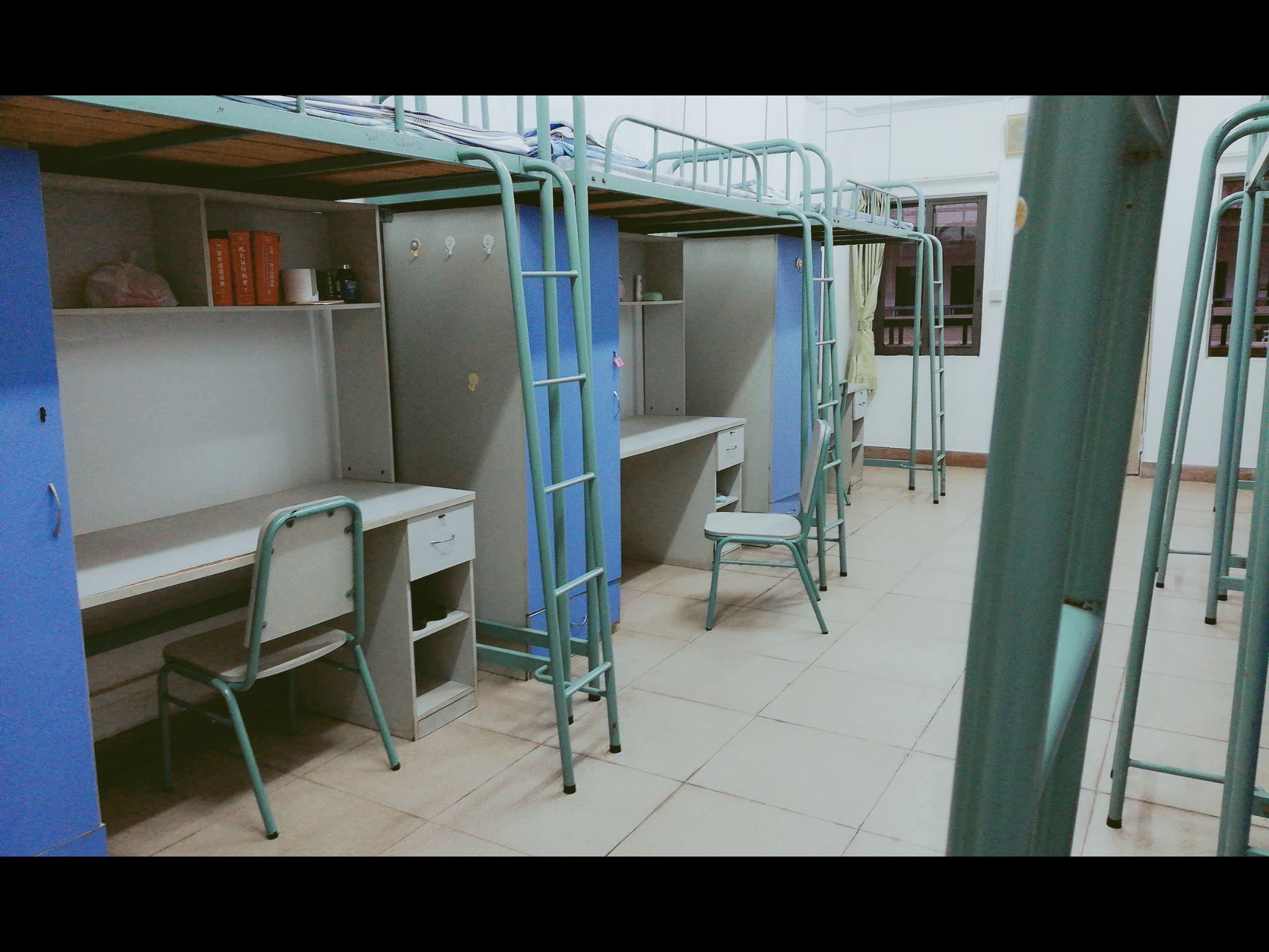 佛山华英的宿舍怎么样具体有什么呢