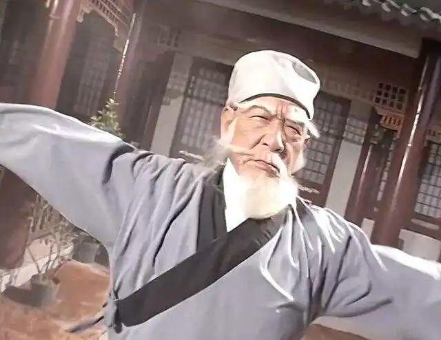 在《天龙八部》里,在扫地僧出场时发生了什么?