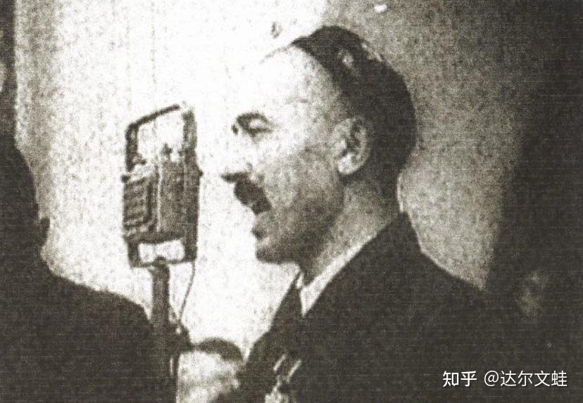 如何评价三区革命（1944-1949）?