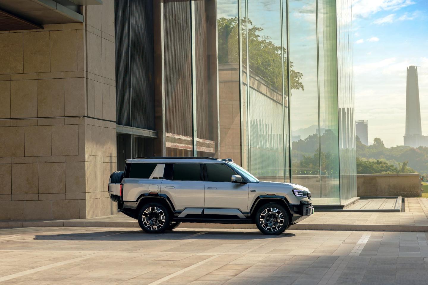 为什么豹8总功率远低于发动机加电动机功率，坦克500却可以直接相加？