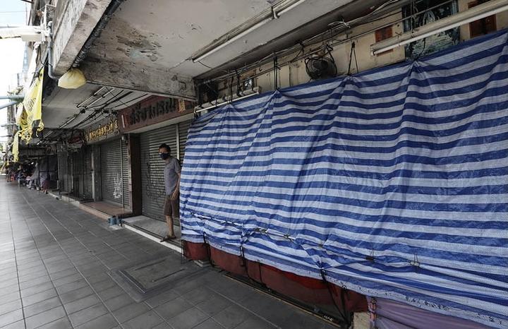 街头直击泰国曼谷民间现状,大量商铺关门,批发市场萧条无人问津