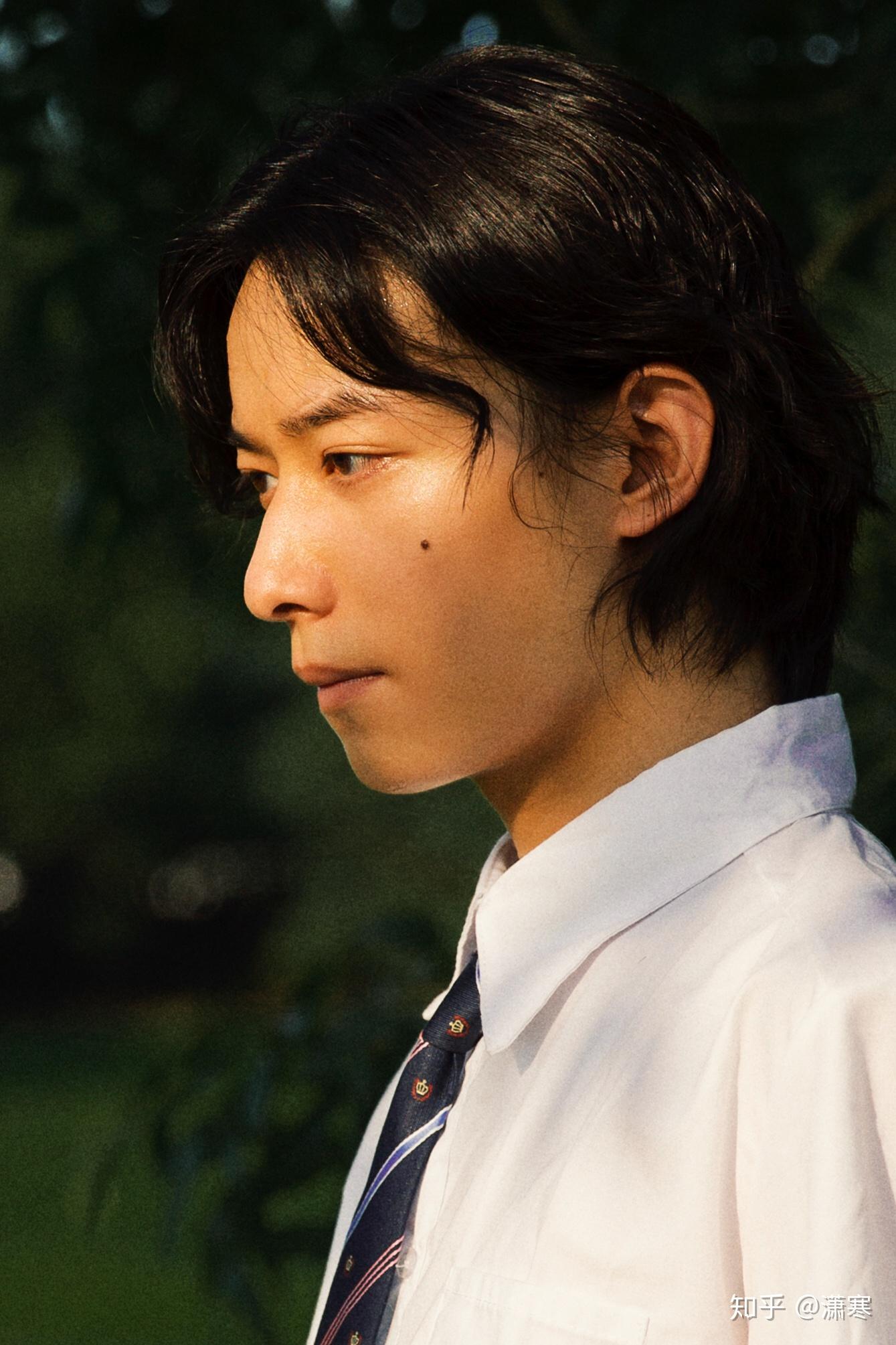 男性想留这样的长发发型,请问应该怎么留? - 知乎