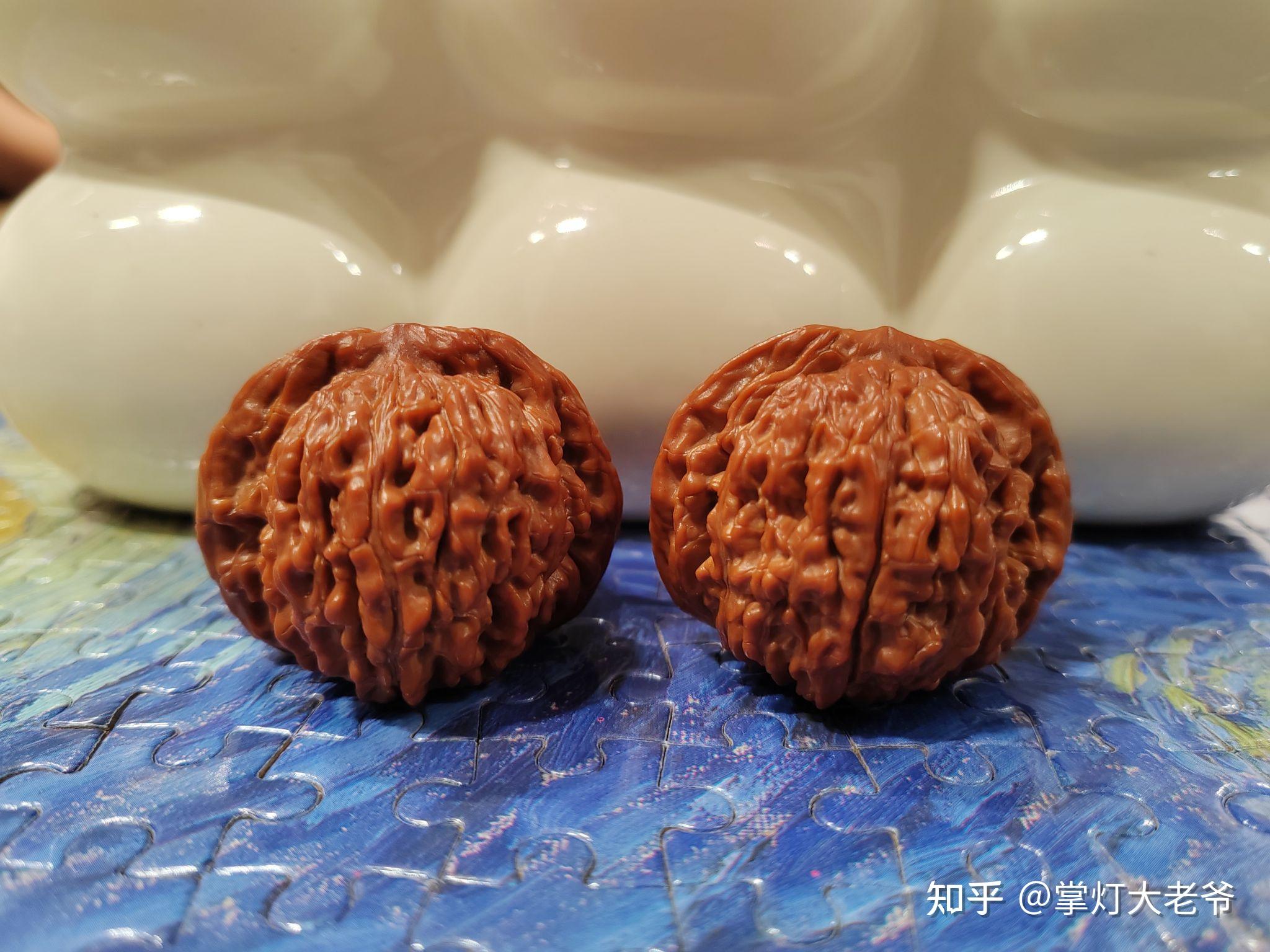 文玩核桃里面发白整体发黑发乌还能补救回来吗