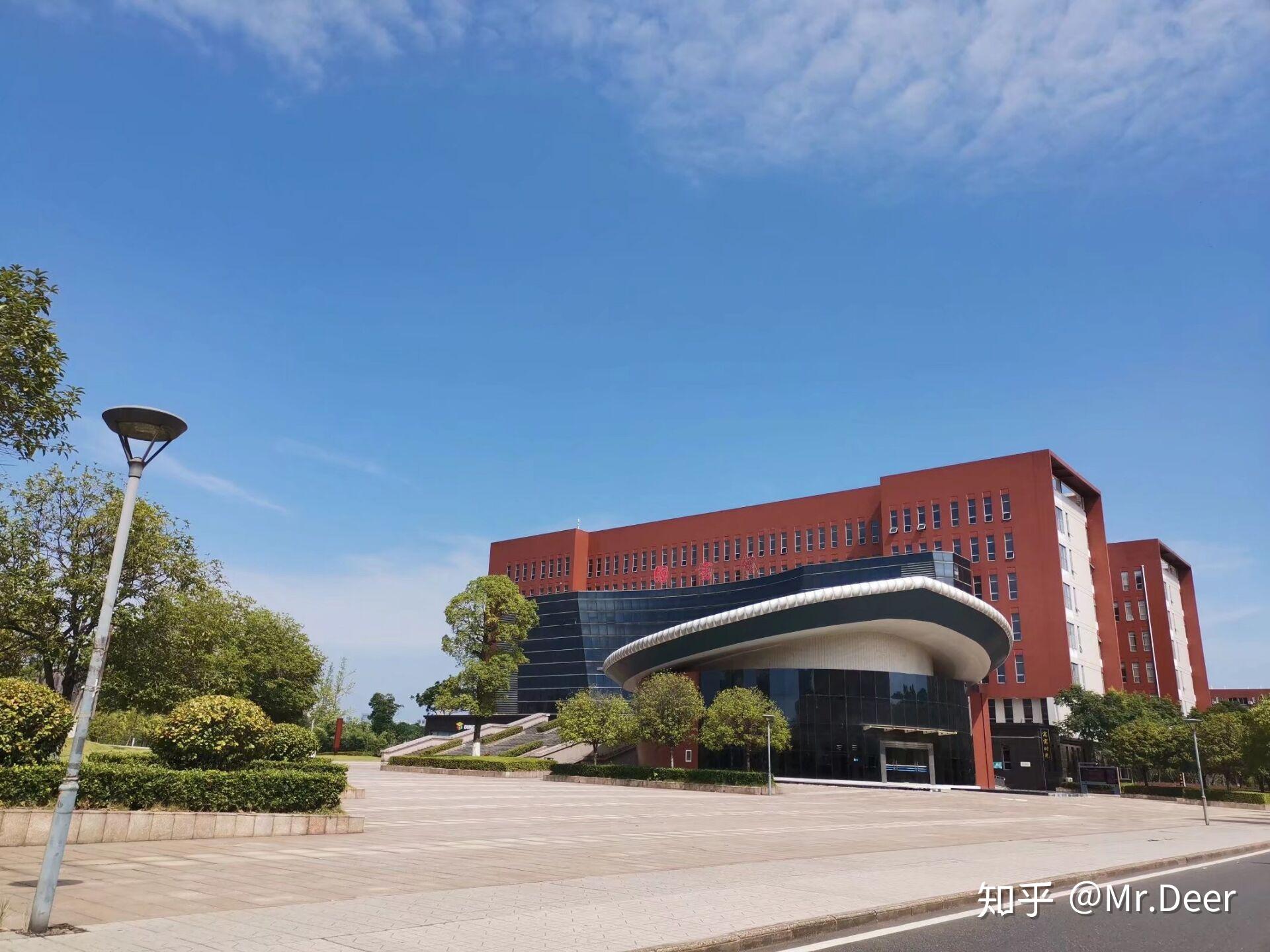 湖南工业大学的图书馆或教室环境如何?是否适合上自习? - 知乎