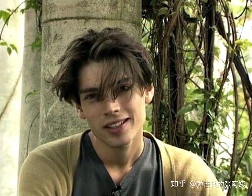 如何评价blur乐队贝斯手alex james的奶酪制作水平? - 知乎