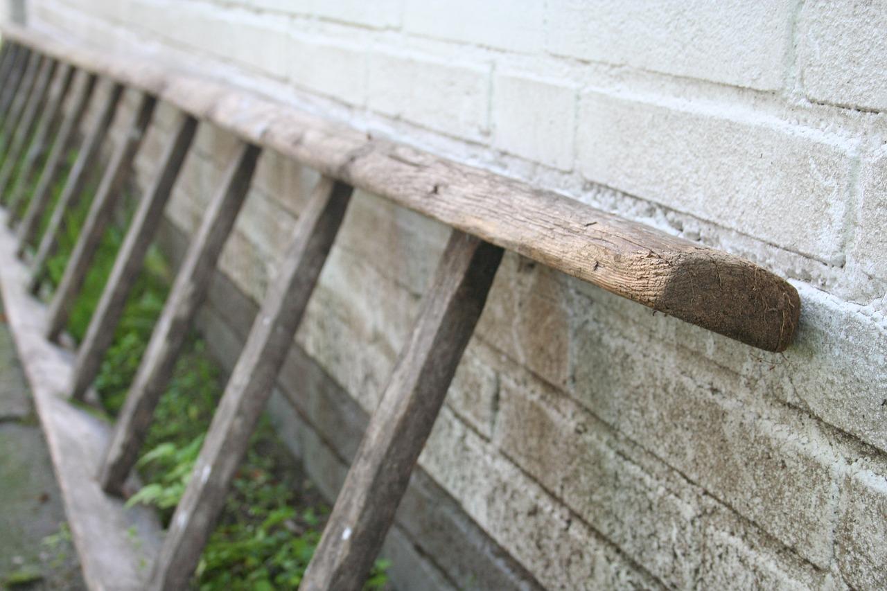 楼梯扶手材质选择