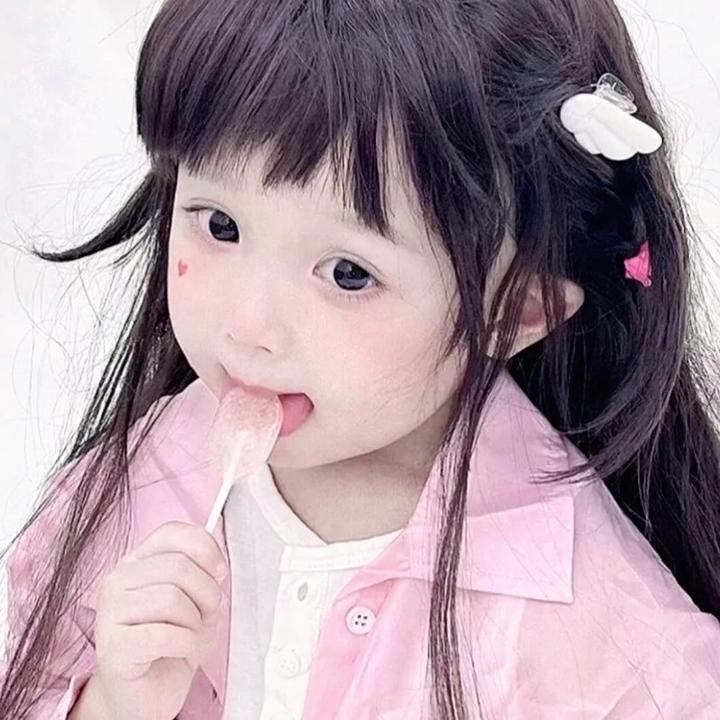 萌娃头像:吃东西的可爱小孩头像