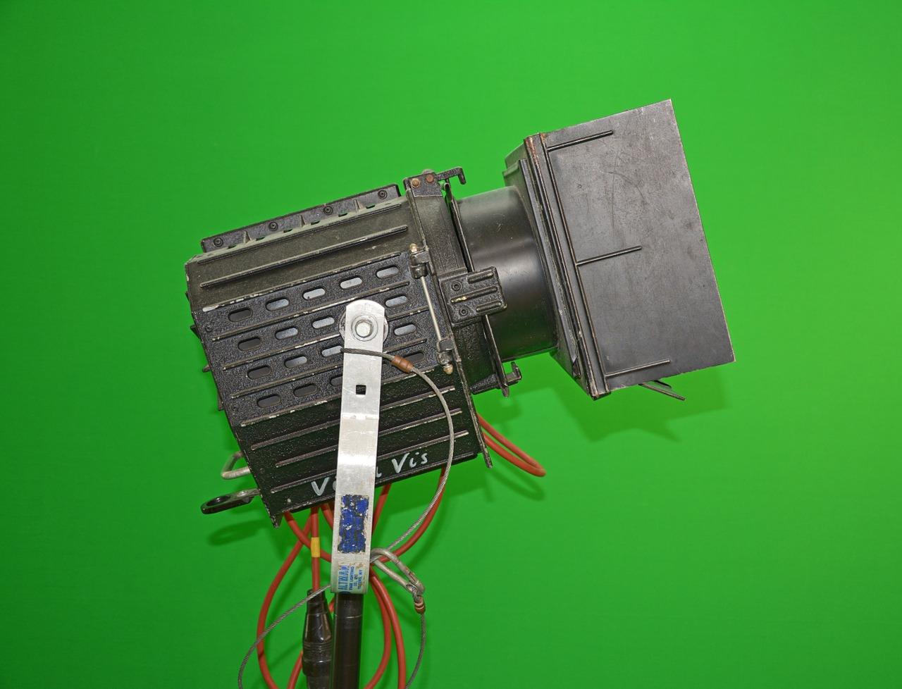 剧院灯如何更换