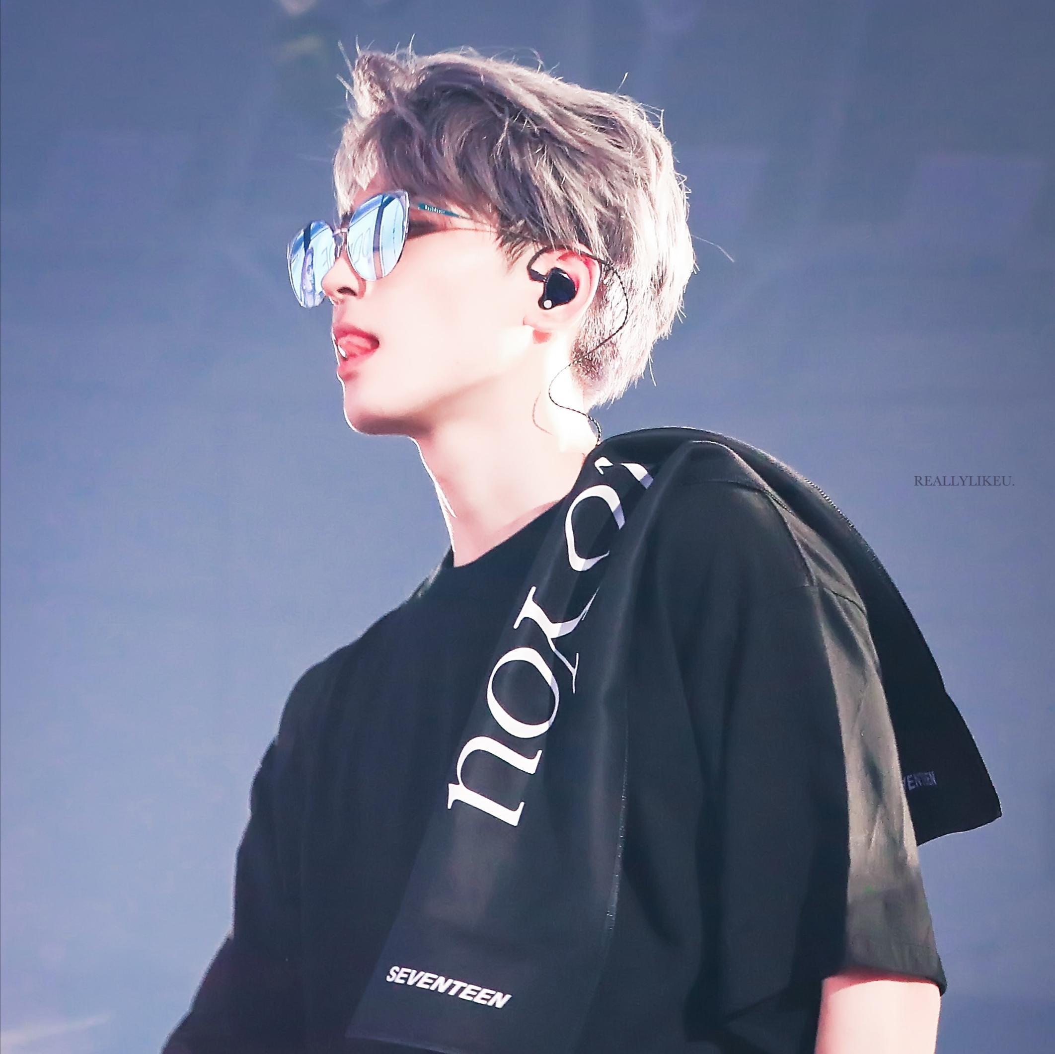 有什么seventeen的图可以作头像吗