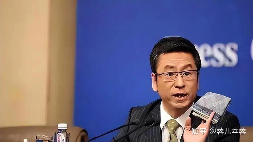 央视一哥白岩松现状:抑郁5年三度想死,56岁白发已苍苍,人生不易! - 知乎