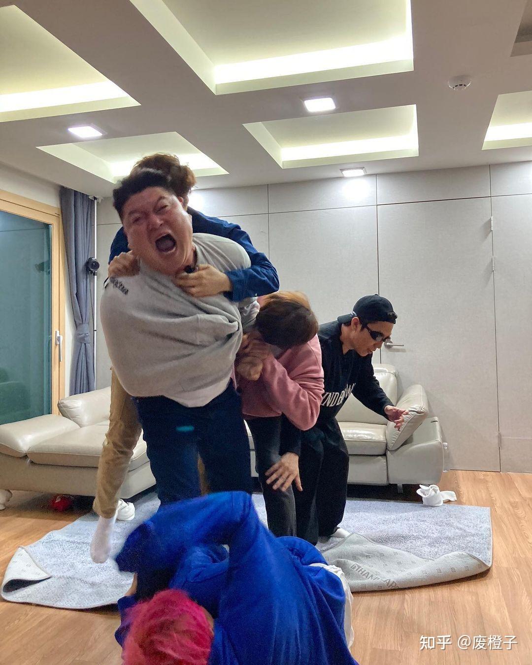 有没有新西游记和妙汉的壁纸呀