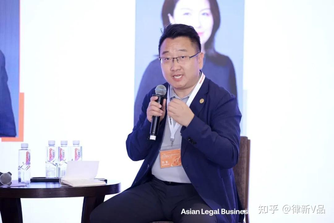 对话刘军：将可控之事做到极致，是在规则模糊地带厘清方向的执着丨精品银行与金融律师 - 知乎