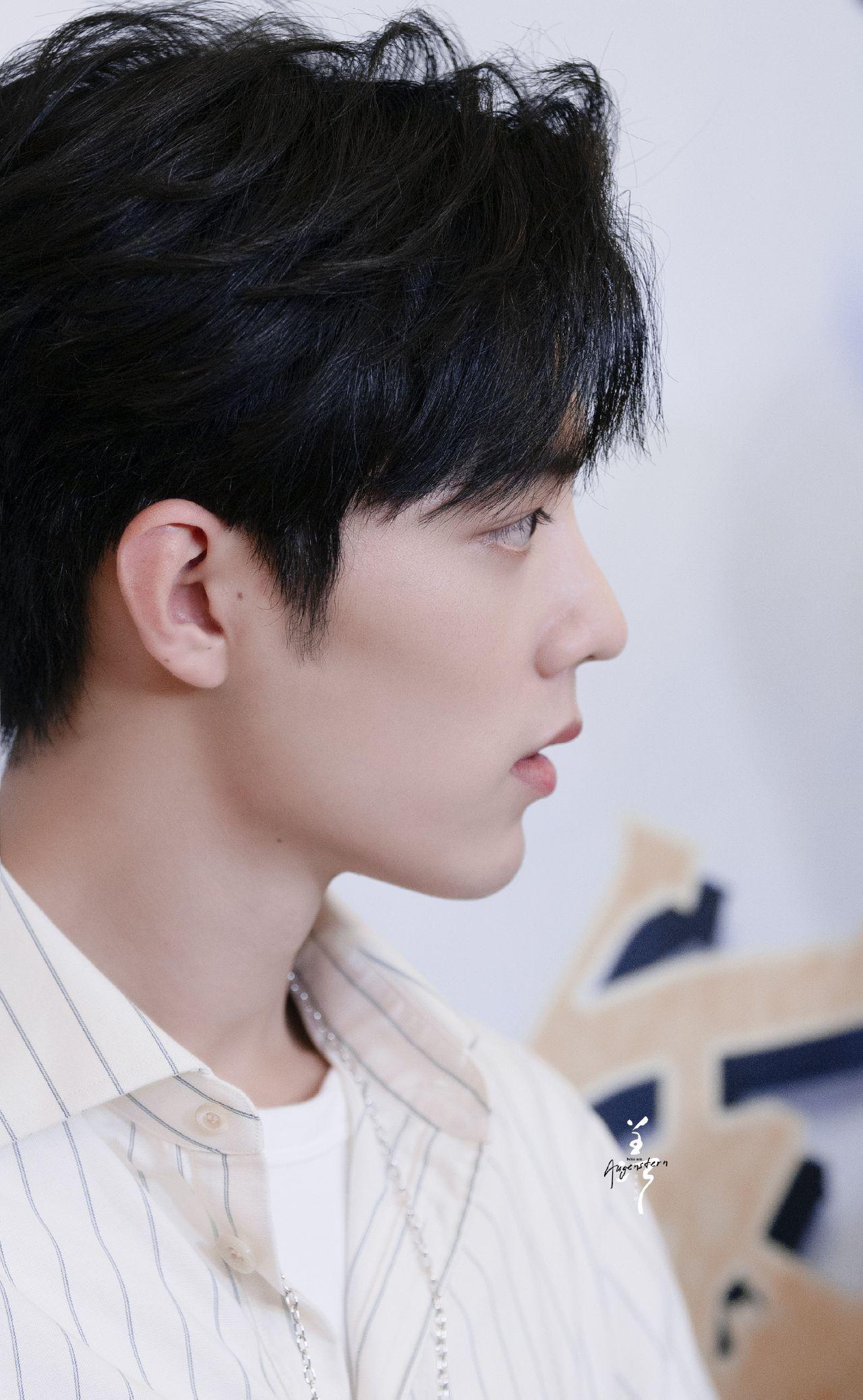 有哪些肖战的绝美神图? - 知乎