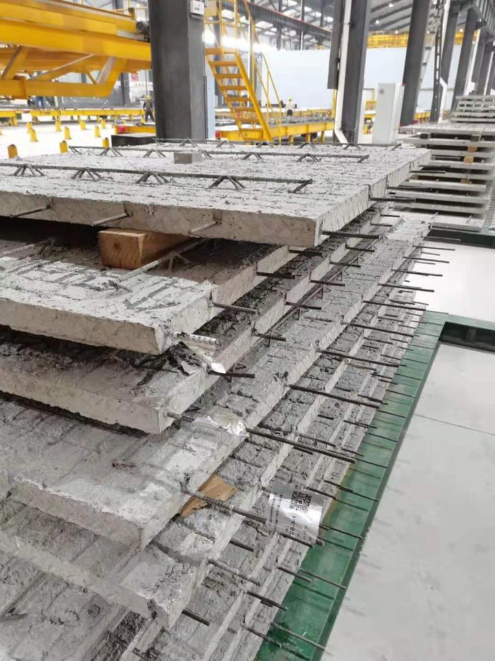 装配式建筑叠合楼板吊装与吊点研究