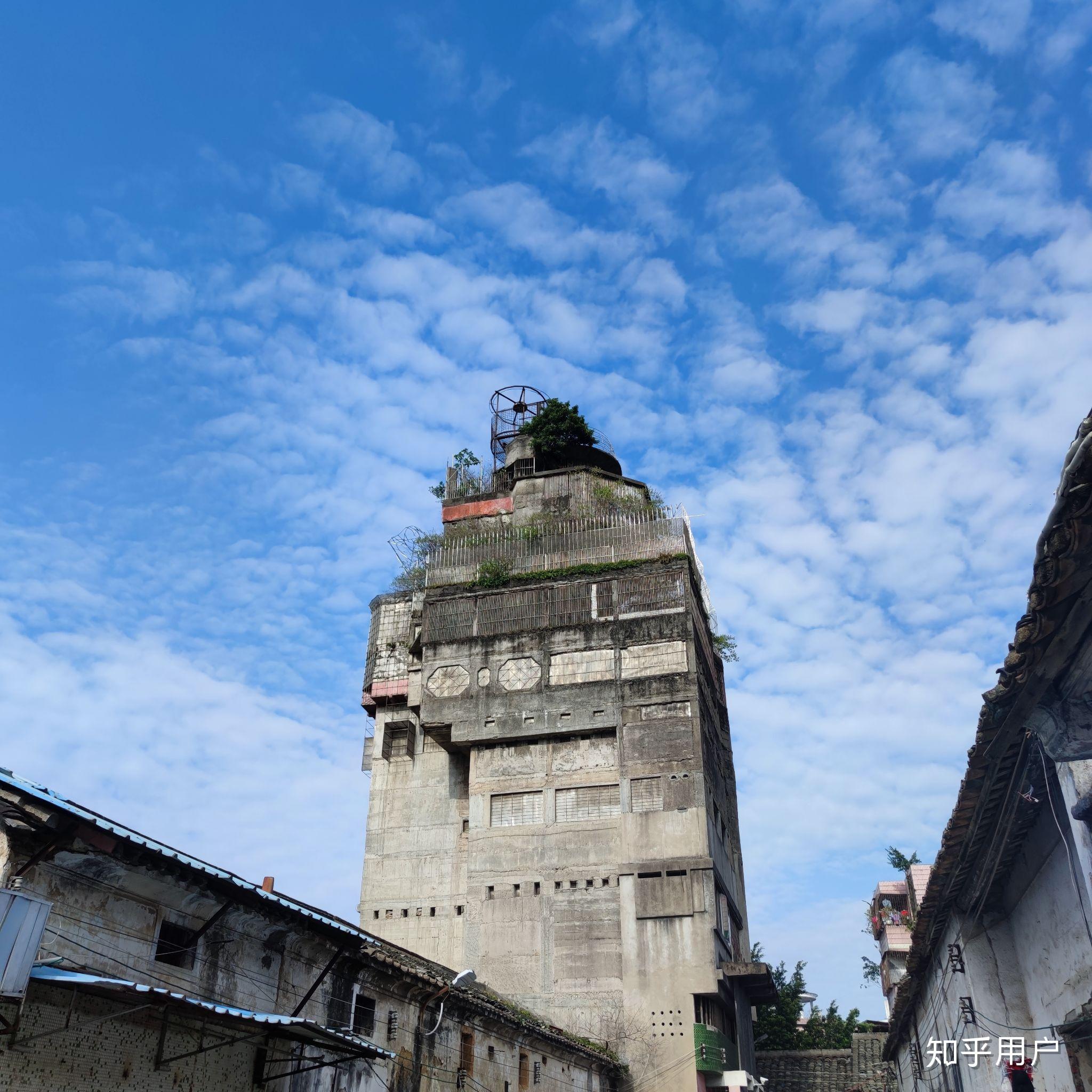 龙岗怪楼为什么建成?有猜想吗? - 知乎