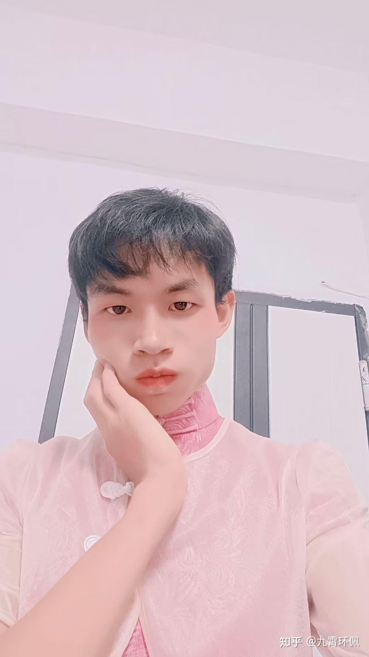 男朋友异装癖很严重,怎么办?