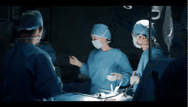 《Doctor X：白色黑手党时代》豆瓣8.4分，女神新剧爆了！