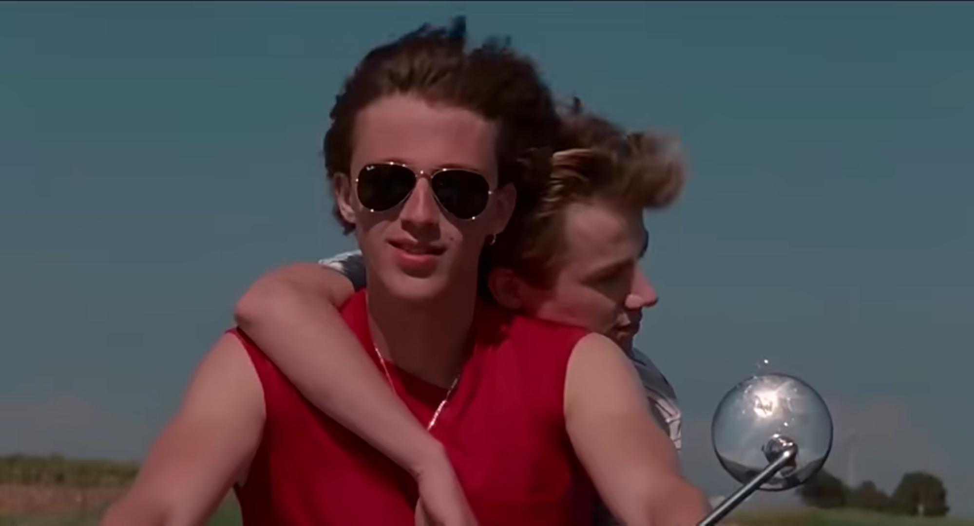 如何评价电影《85年盛夏》?