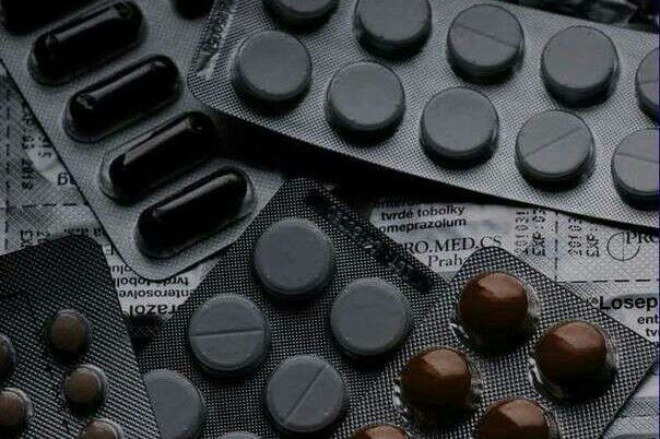 用尽毕生积蓄,买了2套被人嫌弃的房子,痛心疾首,夜夜失眠,怎么办?