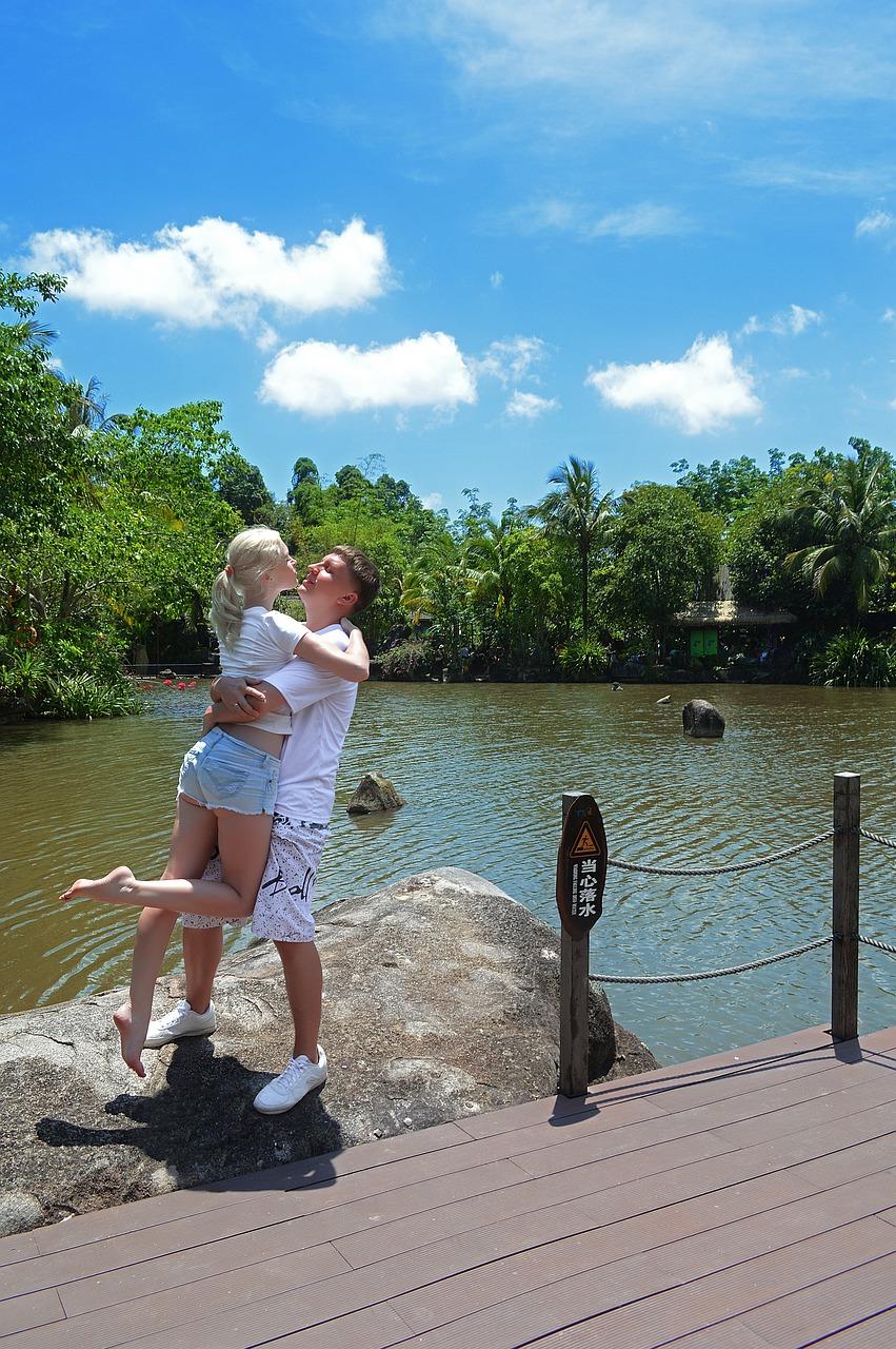 贾静雯家住什么小区